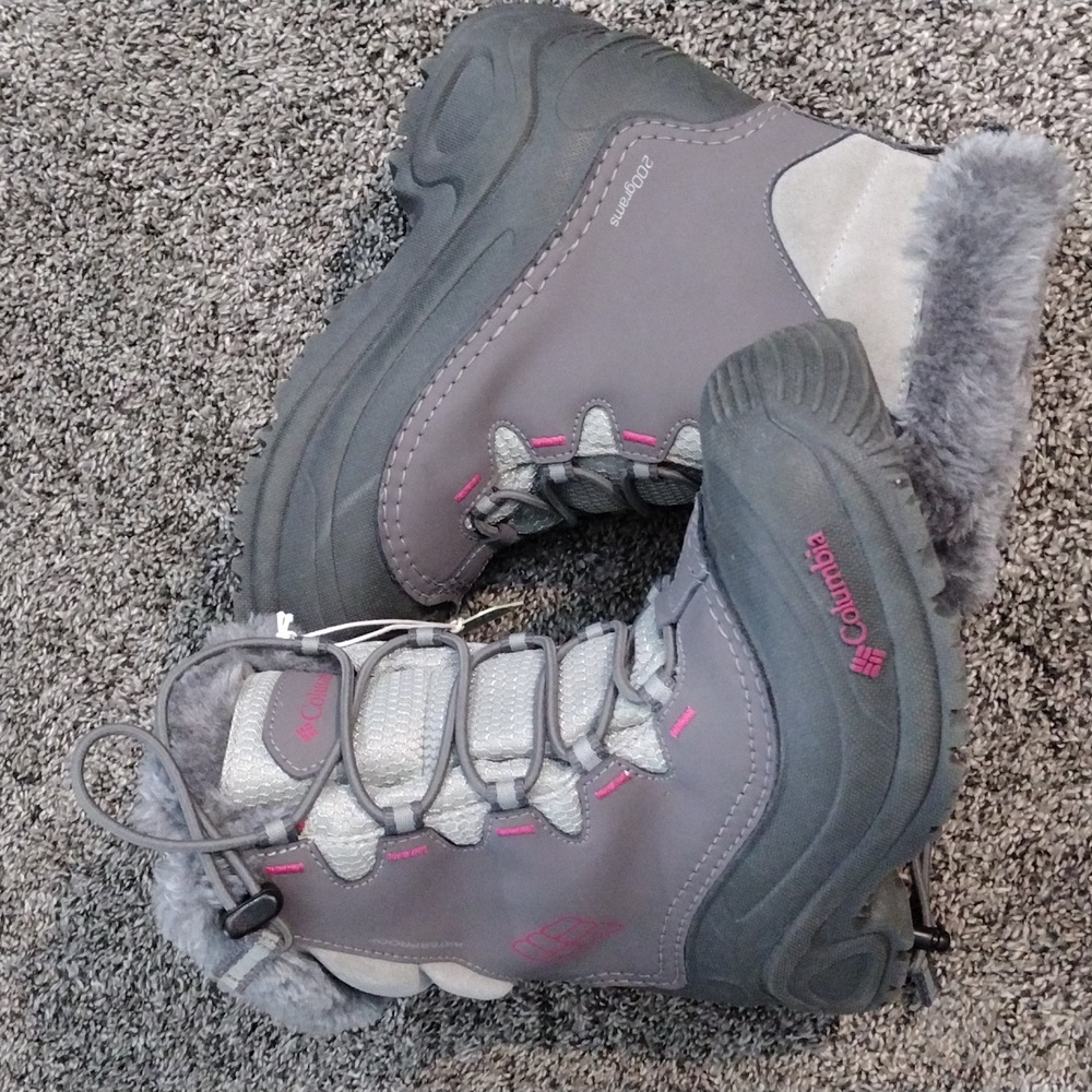 Columbia Gray Pink Insulated Waterproof Boot| Size 4 (Little kid)